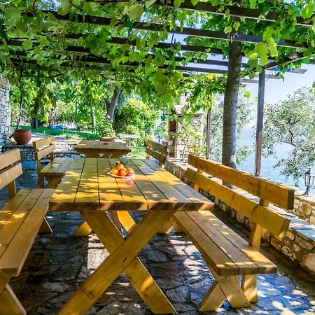 Apartmán Petra Mare Alikí