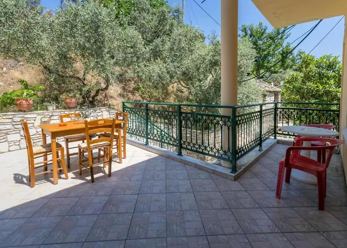 Apartament Petra Mare Alikí