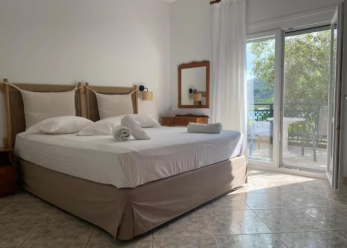 Apartment Petra Mare Alikí